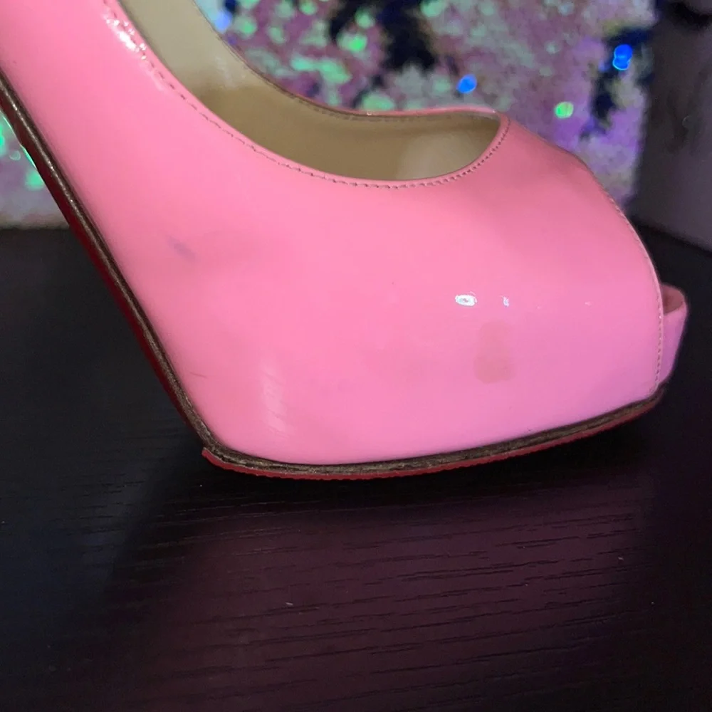 ✨SOLD✨Christian Louboutin New Very Privé - Picture 8 of 9
